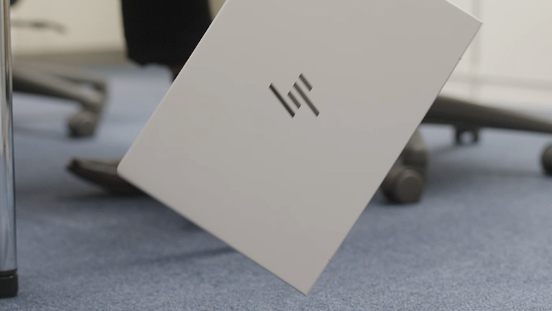 Windows 10サポート終了。入れ替えるならどこでも持ち歩ける頑丈なHPのAI PC