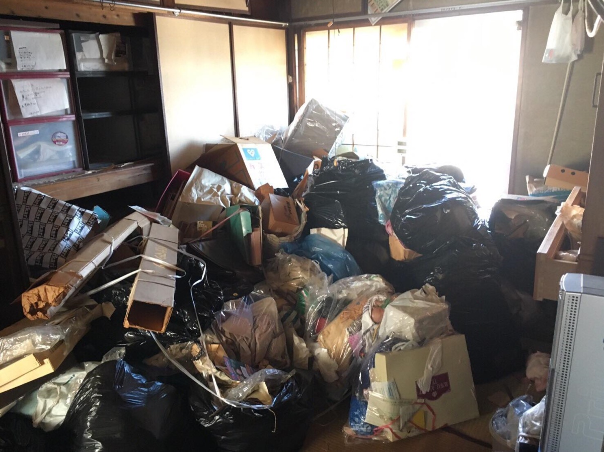 悪徳業者横行？「遺品整理ビジネス」の現場で起きていること ｜ビジネス+IT