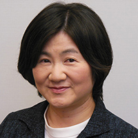 高橋 陽子 氏