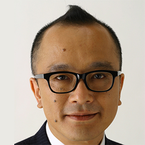 山田 五郎 氏