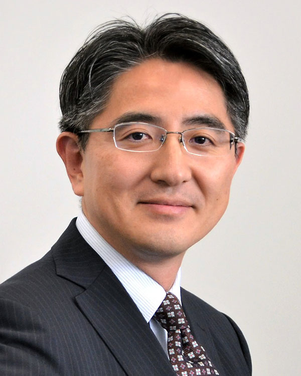 氏名