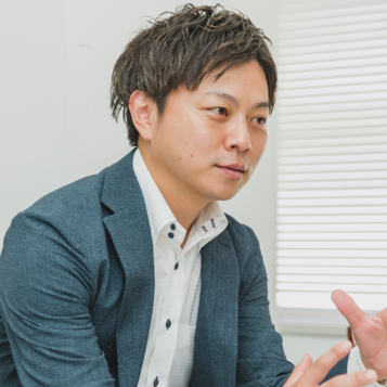 氏名
