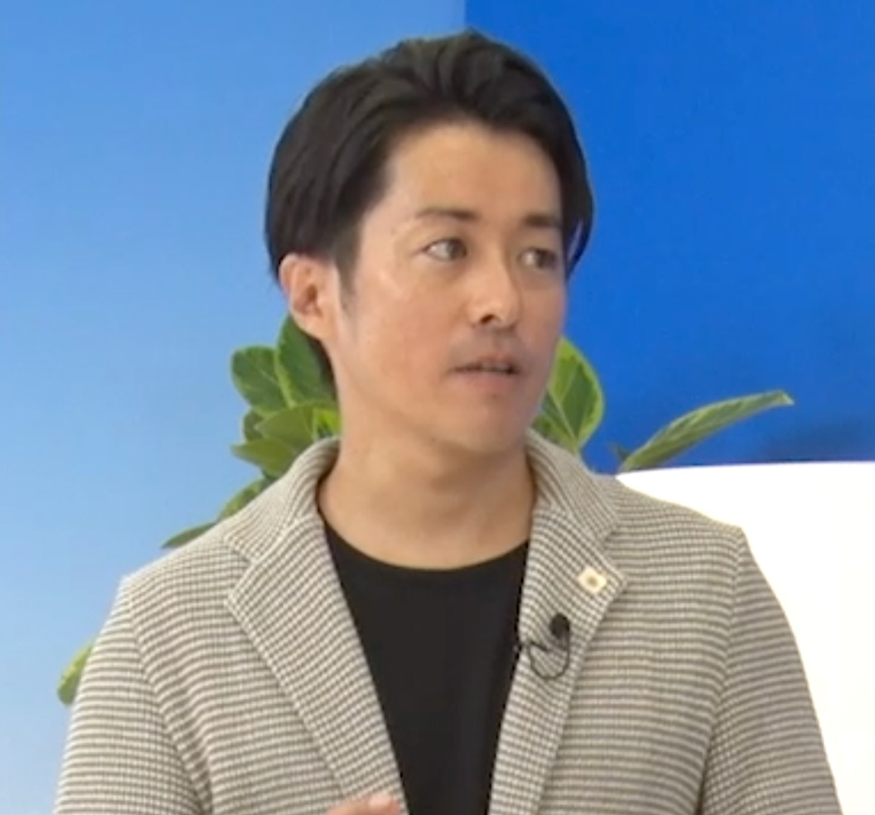 氏名