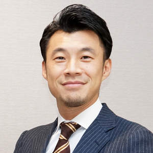 氏名