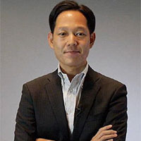 氏名