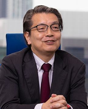 氏名