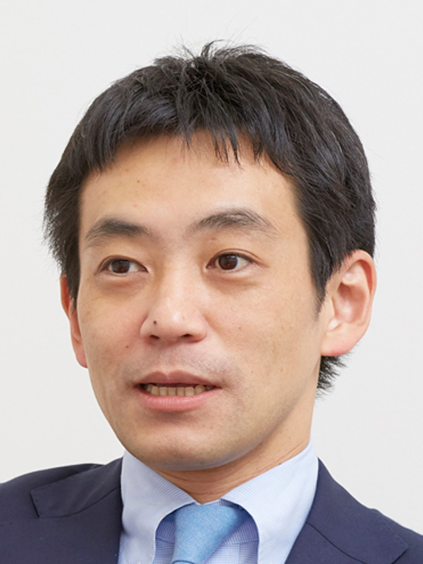 氏名