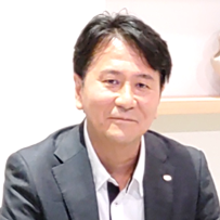 氏名