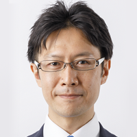 氏名