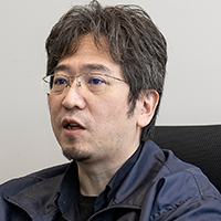 氏名