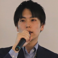 氏名