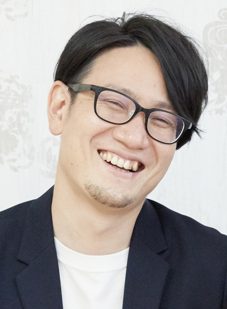 氏名