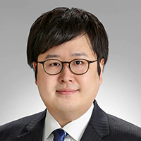 氏名