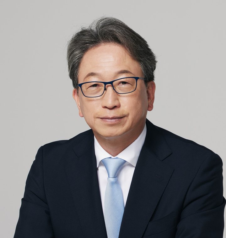 平 将明 氏