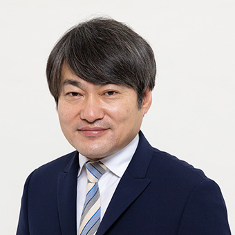 河本 倫志 氏