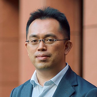 稲水 伸行 氏