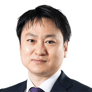 小川 暁央 氏